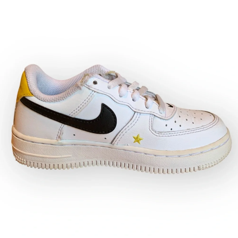 ✨ Iconic Nike Air Force 1 LV8 GS “Have A Nike Day” sneakers in Kids Size 12. - Picture 6 of 9